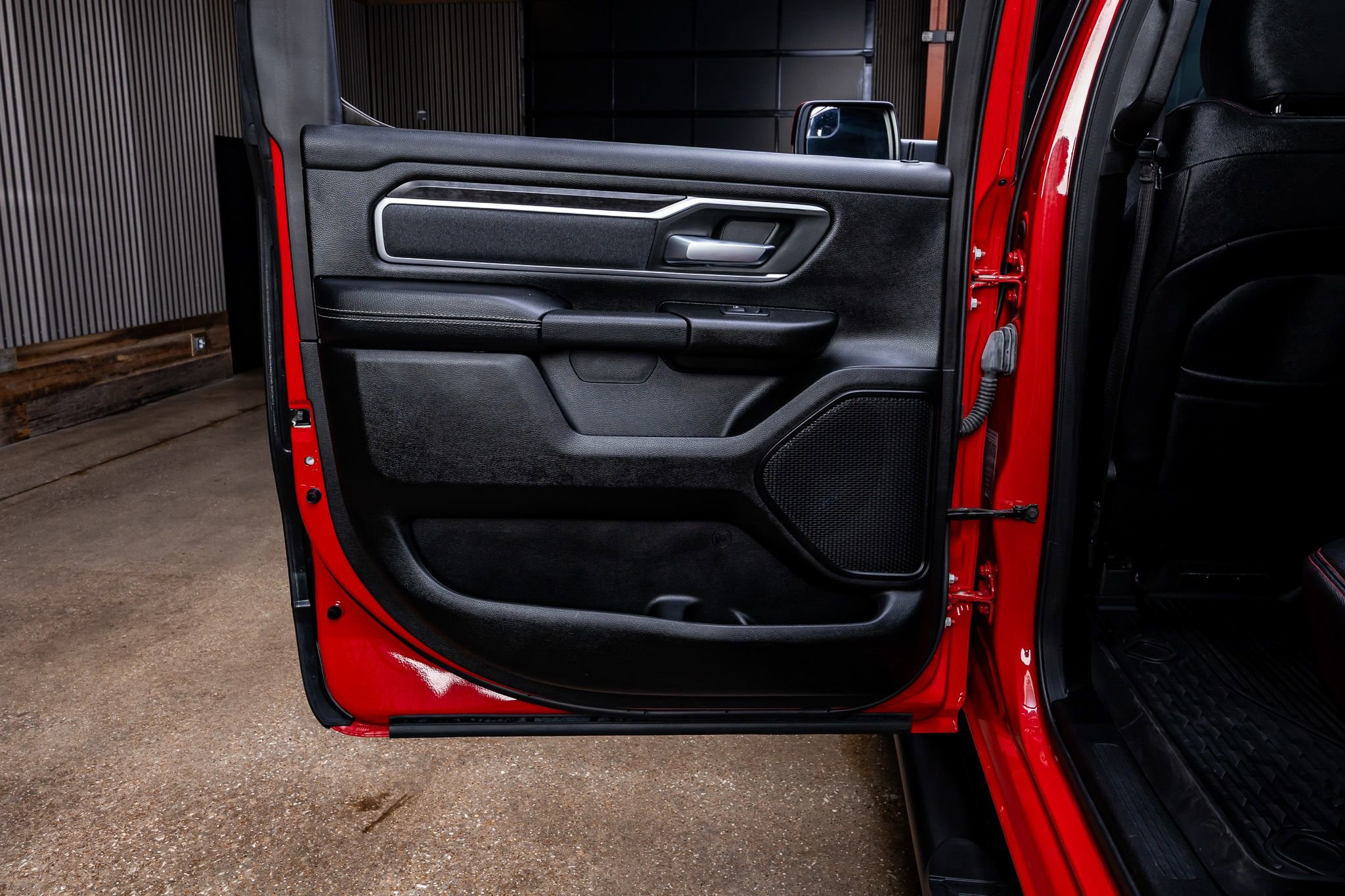 Used 2022 RAM 1500 Big Horn AWD/4WD image 37