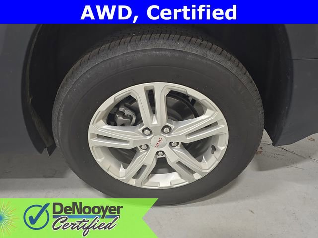 Used 2024 GMC Terrain SLE image 30