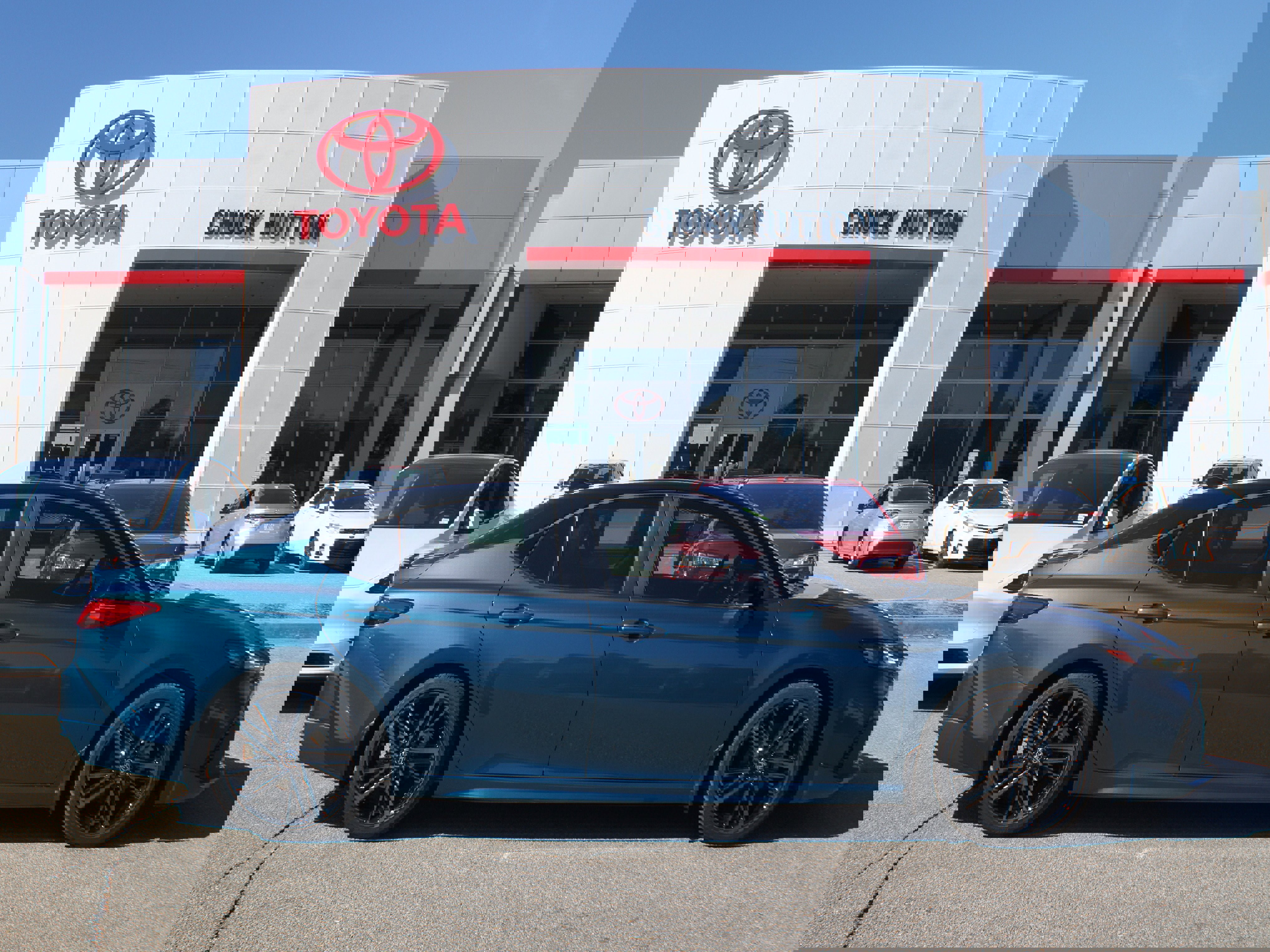 Used 2025 Toyota Camry XSE w/ Premium Package image 21