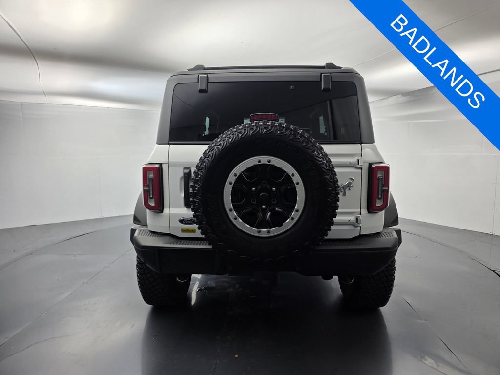 Used 2024 Ford Bronco Badlands w/ Sasquatch Package AWD/4WD image 5
