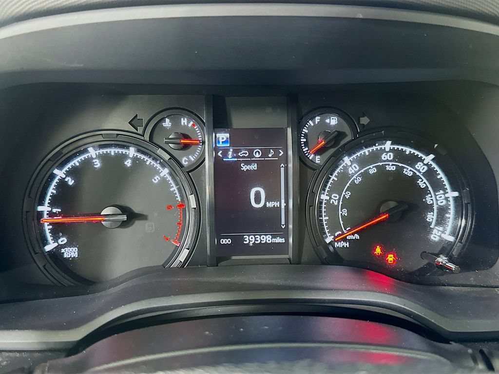 Used 2023 Toyota 4Runner SR5 Premium w/ Moonroof Package AWD/4WD image 24