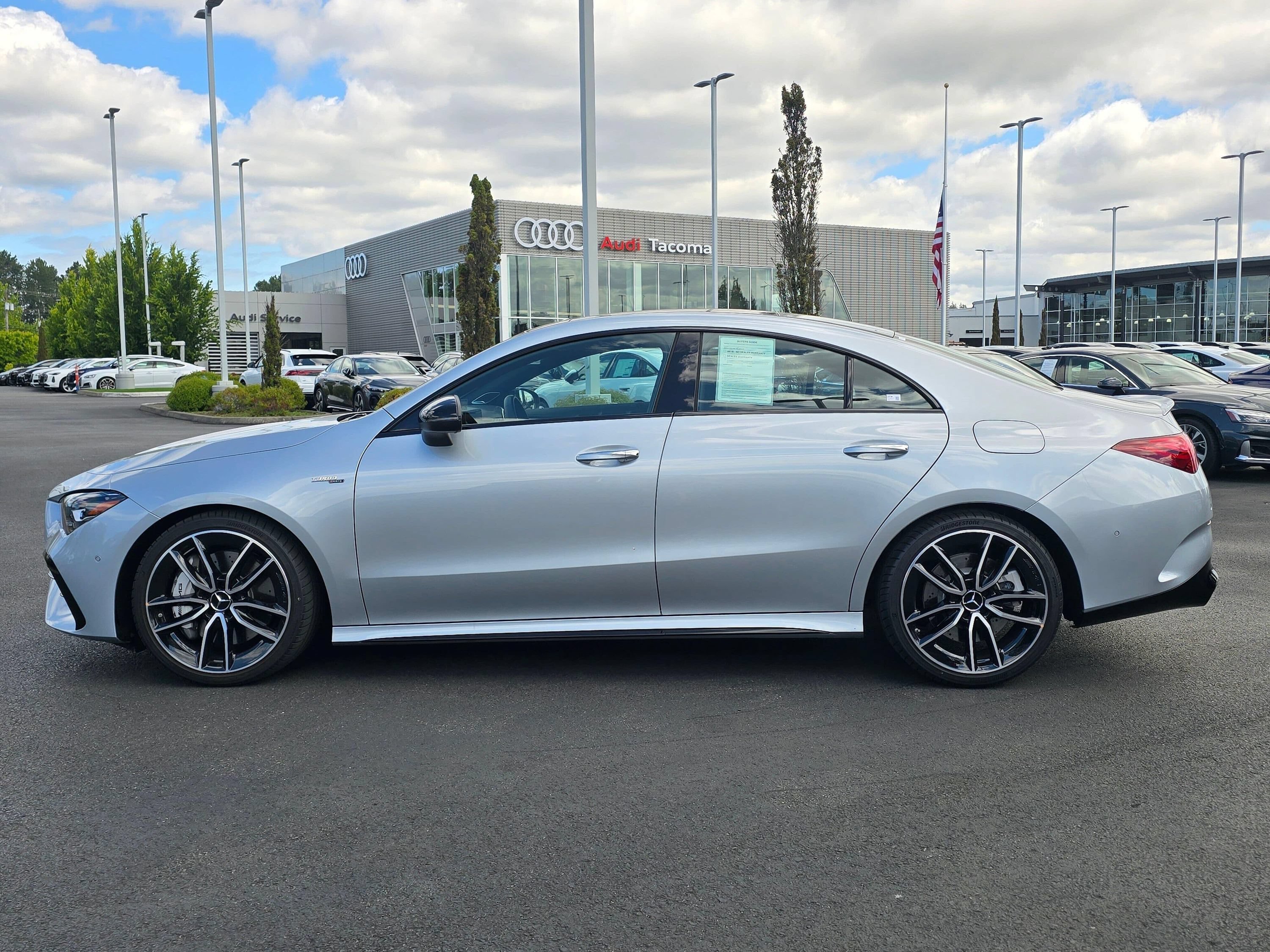 Used 2025 Mercedes-Benz CLA 35 AMG 4MATIC image 2
