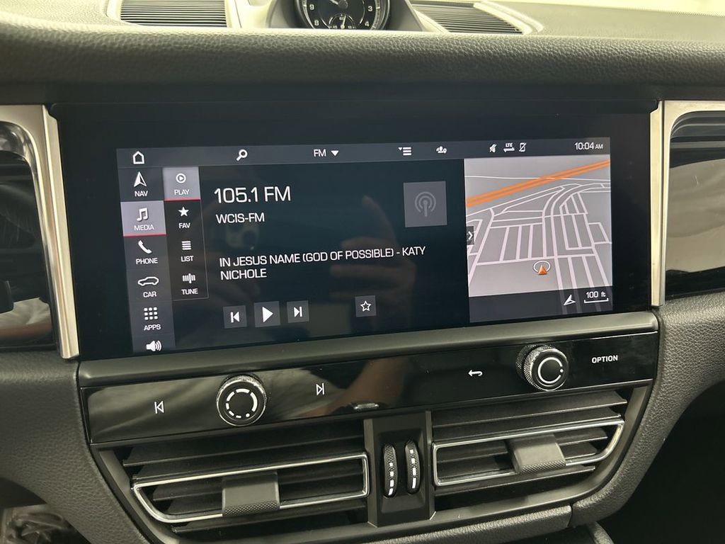 Certified 2024 Porsche Macan AWD/4WD image 14