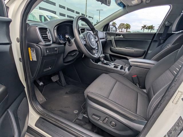 Used 2018 Kia Sportage LX w/ LX Popular Package image 6