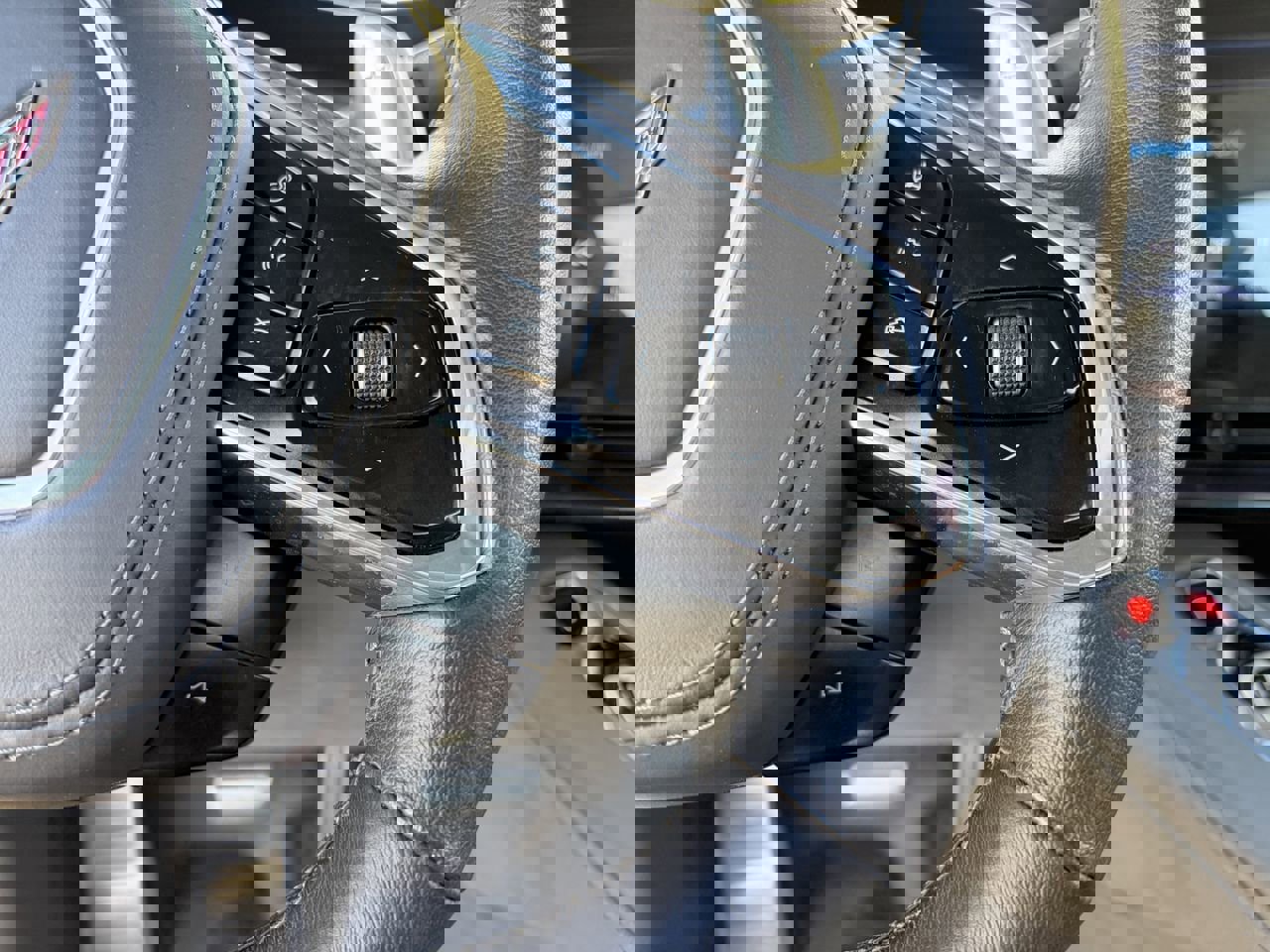 Used 2024 Chevrolet Corvette Stingray Premium Conv w/ Z51 Performance Package image 19