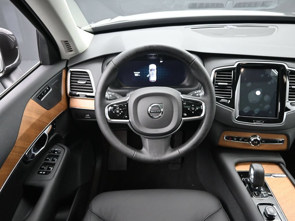 New 2025 Volvo XC90 B6 Plus w/ Protection Package Premier AWD/4WD image 19