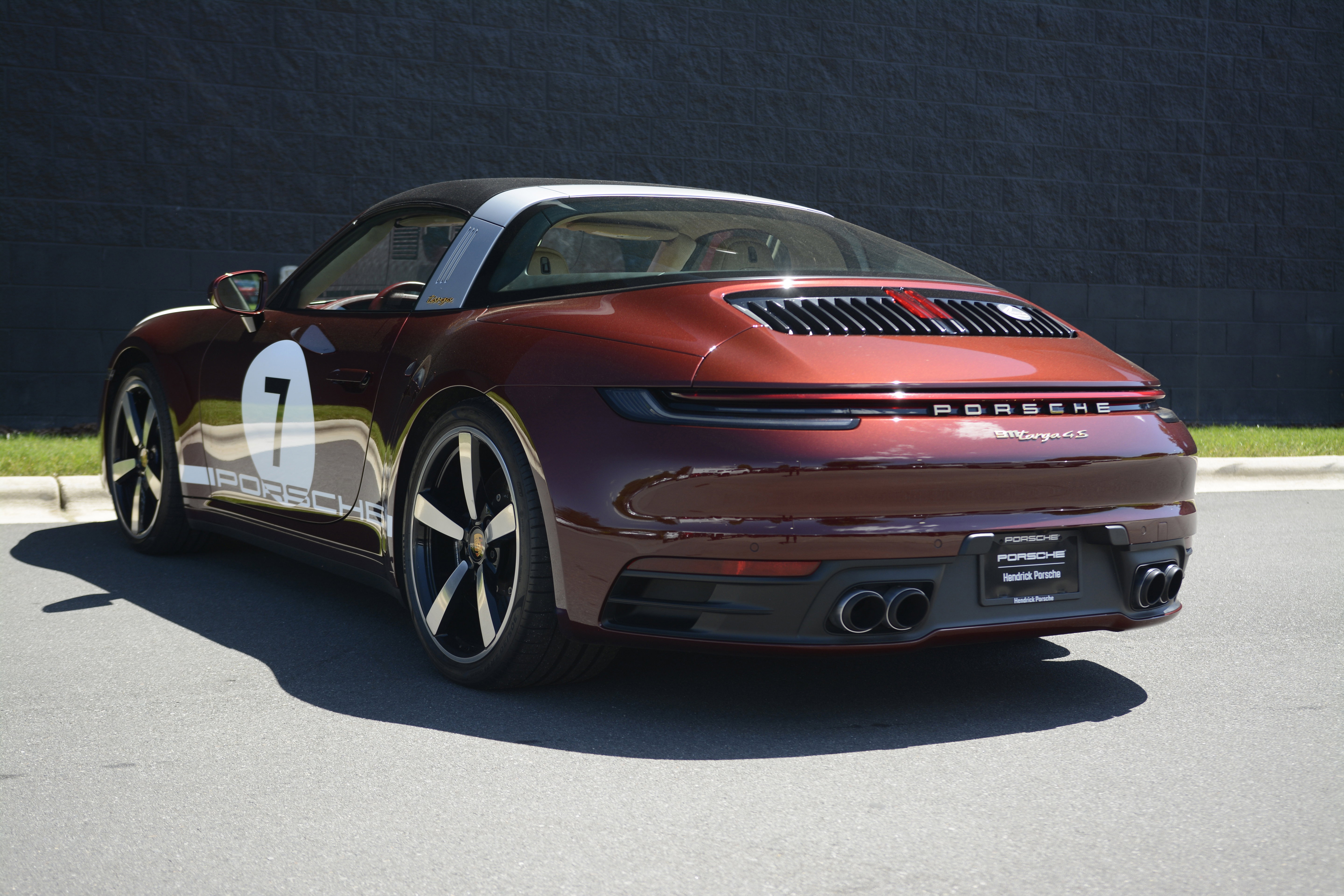 Certified 2021 Porsche 911 AWD/4WD image 3