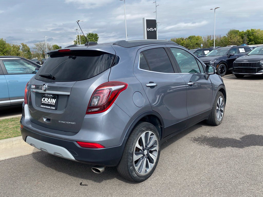 Used 2019 Buick Encore Essence FWD image 6