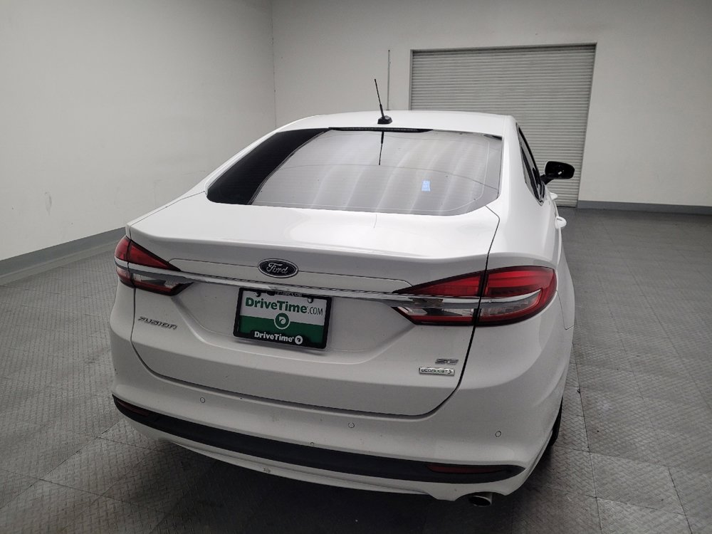 Used 2017 Ford Fusion SE w/ Fusion SE Technology Package image 7