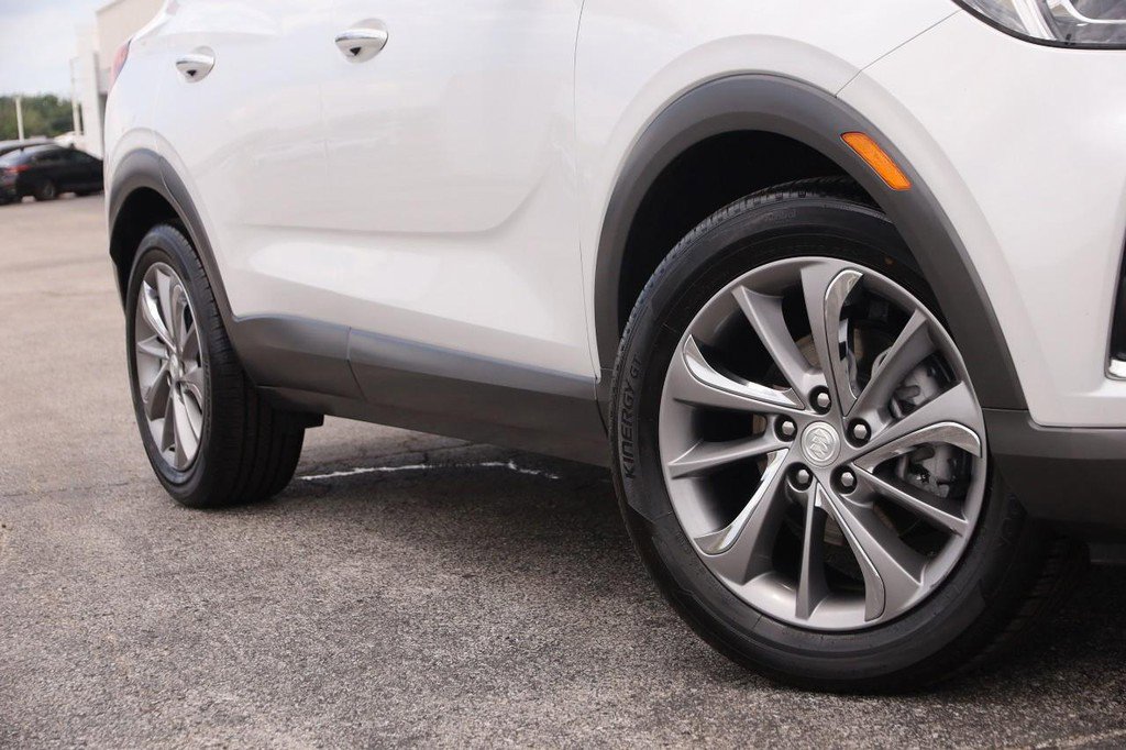 Used 2023 Buick Encore GX Essence w/ Experience Buick Package FWD image 4