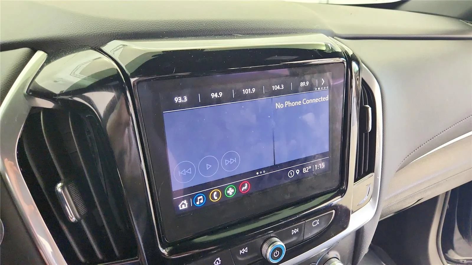 Used 2023 Chevrolet Traverse LT FWD image 29