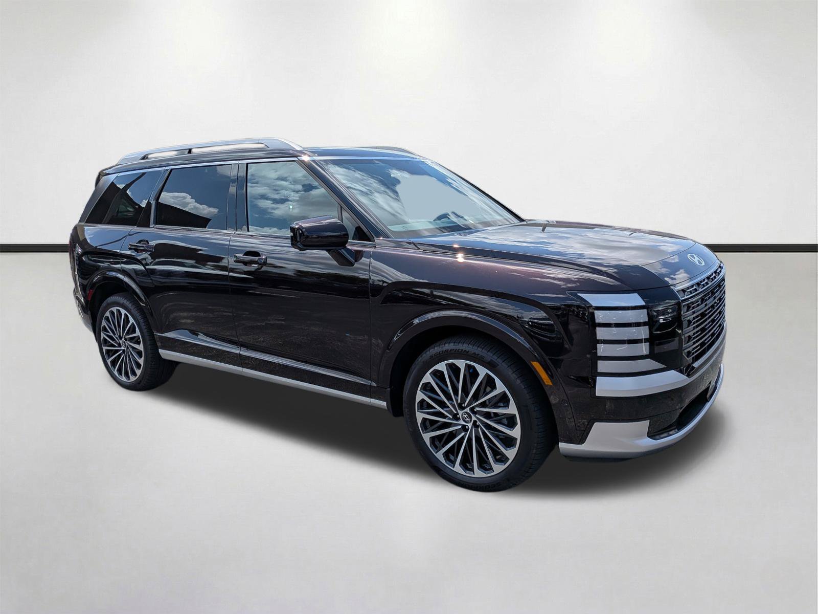 New 2026 Hyundai Palisade Calligraphy FWD image 2