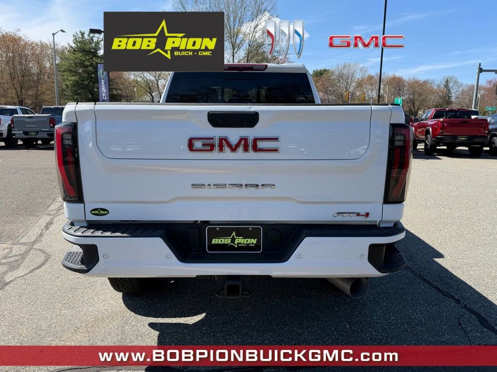 Used 2025 GMC Sierra 3500 AT4 AWD/4WD image 4
