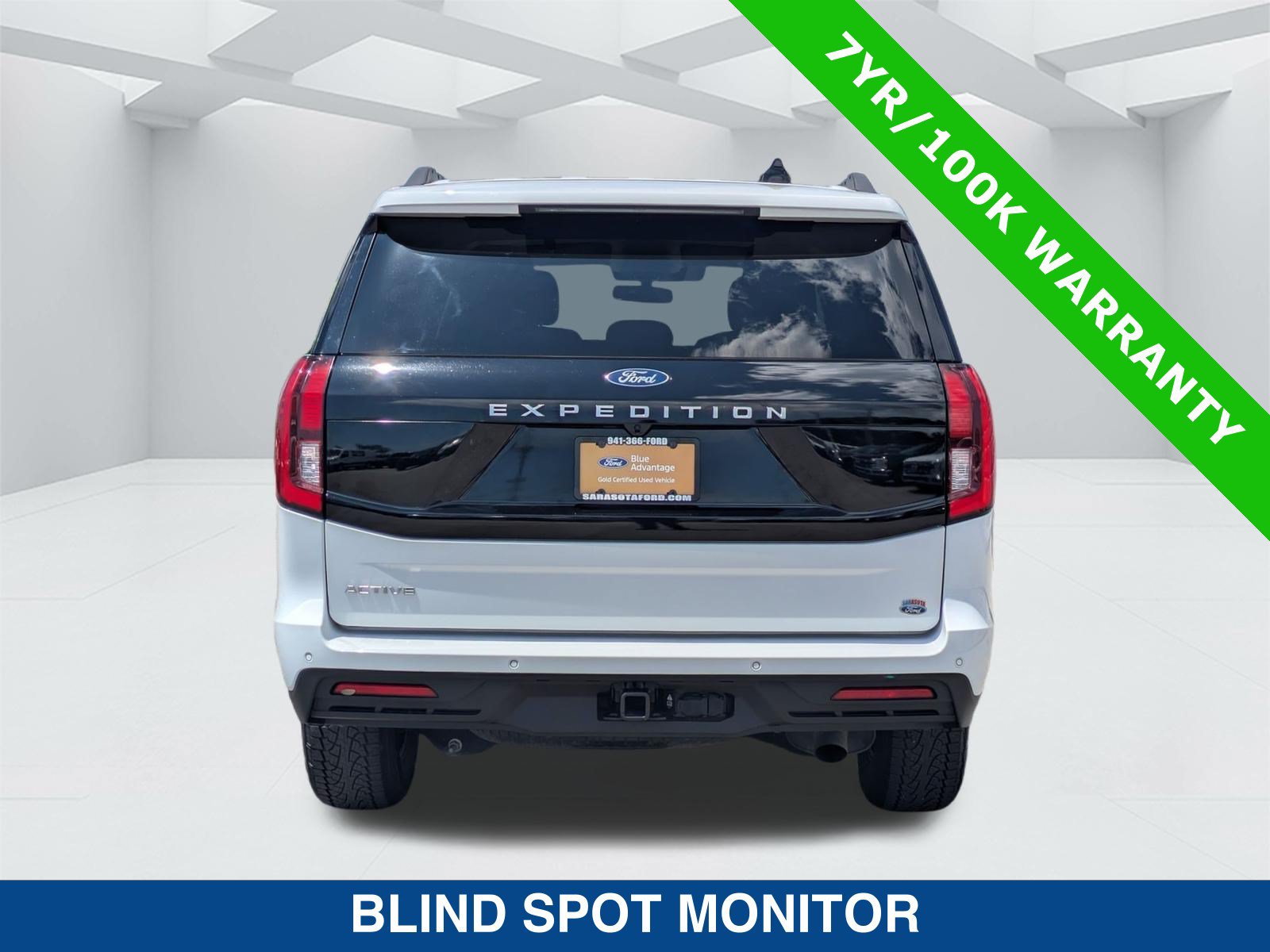 Certified 2025 Ford Expedition Active RWD image 6