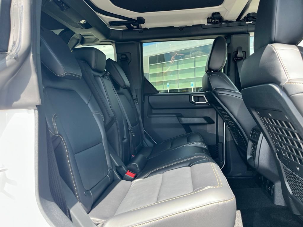 New 2026 Ford Bronco Badlands AWD/4WD image 8
