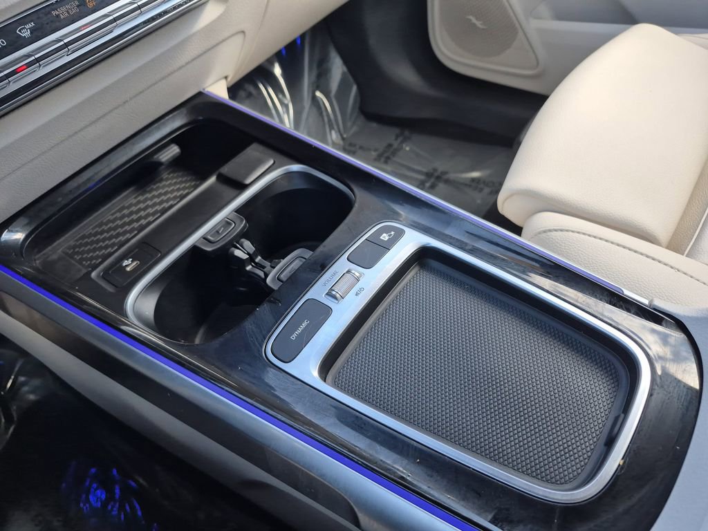 Used 2024 Mercedes-Benz EQB 300 300 image 25