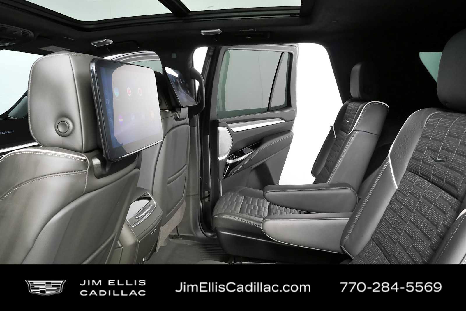 Certified 2026 Cadillac Escalade V w/ LPO, Onyx Lite Package AWD/4WD image 26