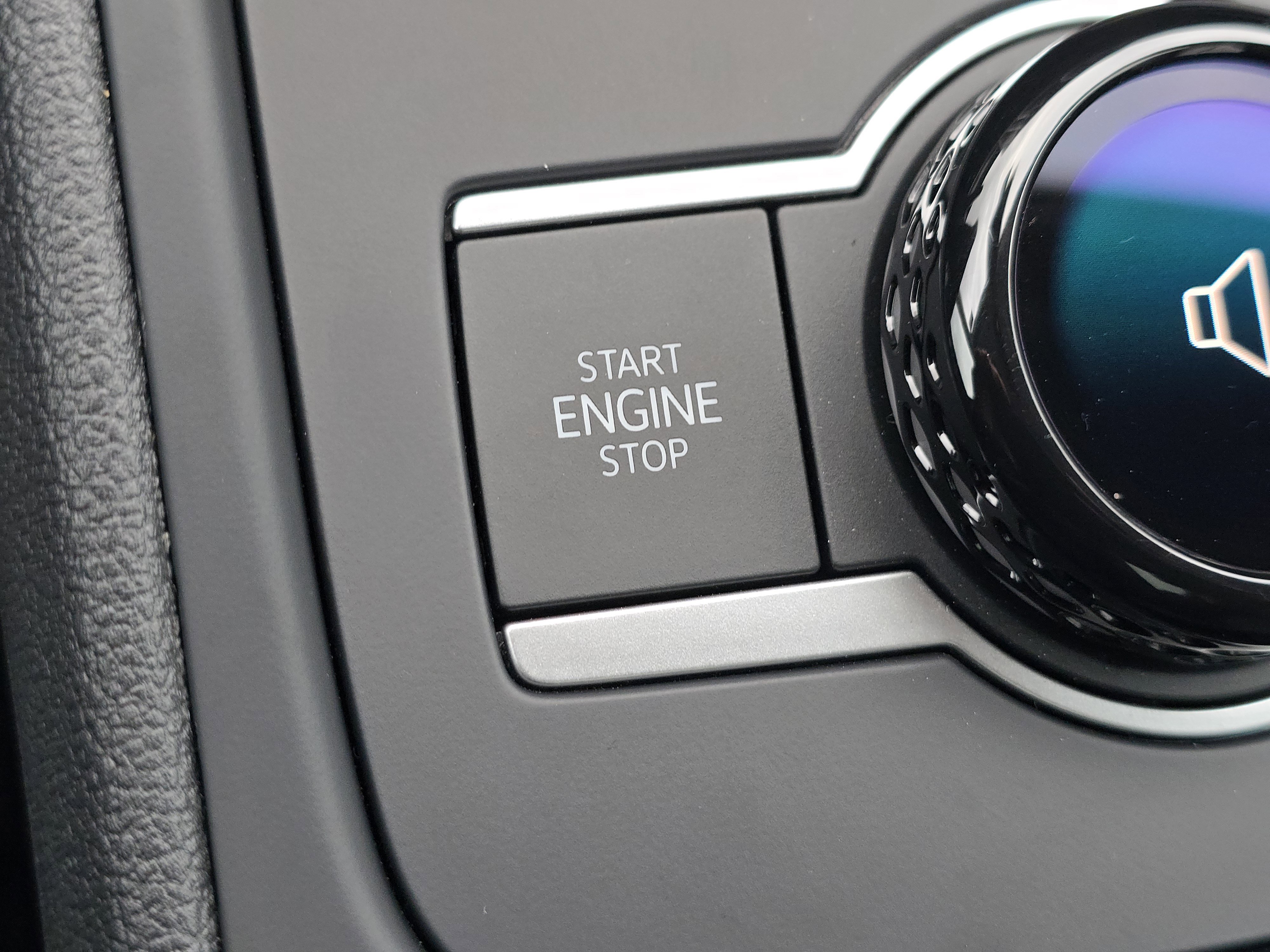 New 2026 Volkswagen Tiguan SE AWD/4WD image 24