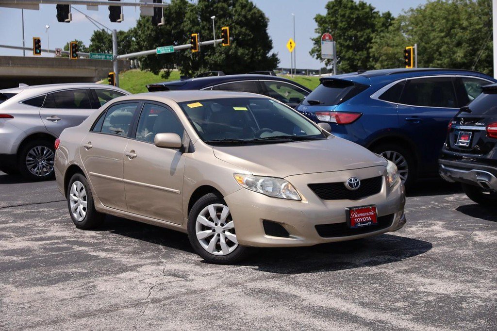 Used 2009 Toyota Corolla XLE FWD image 2