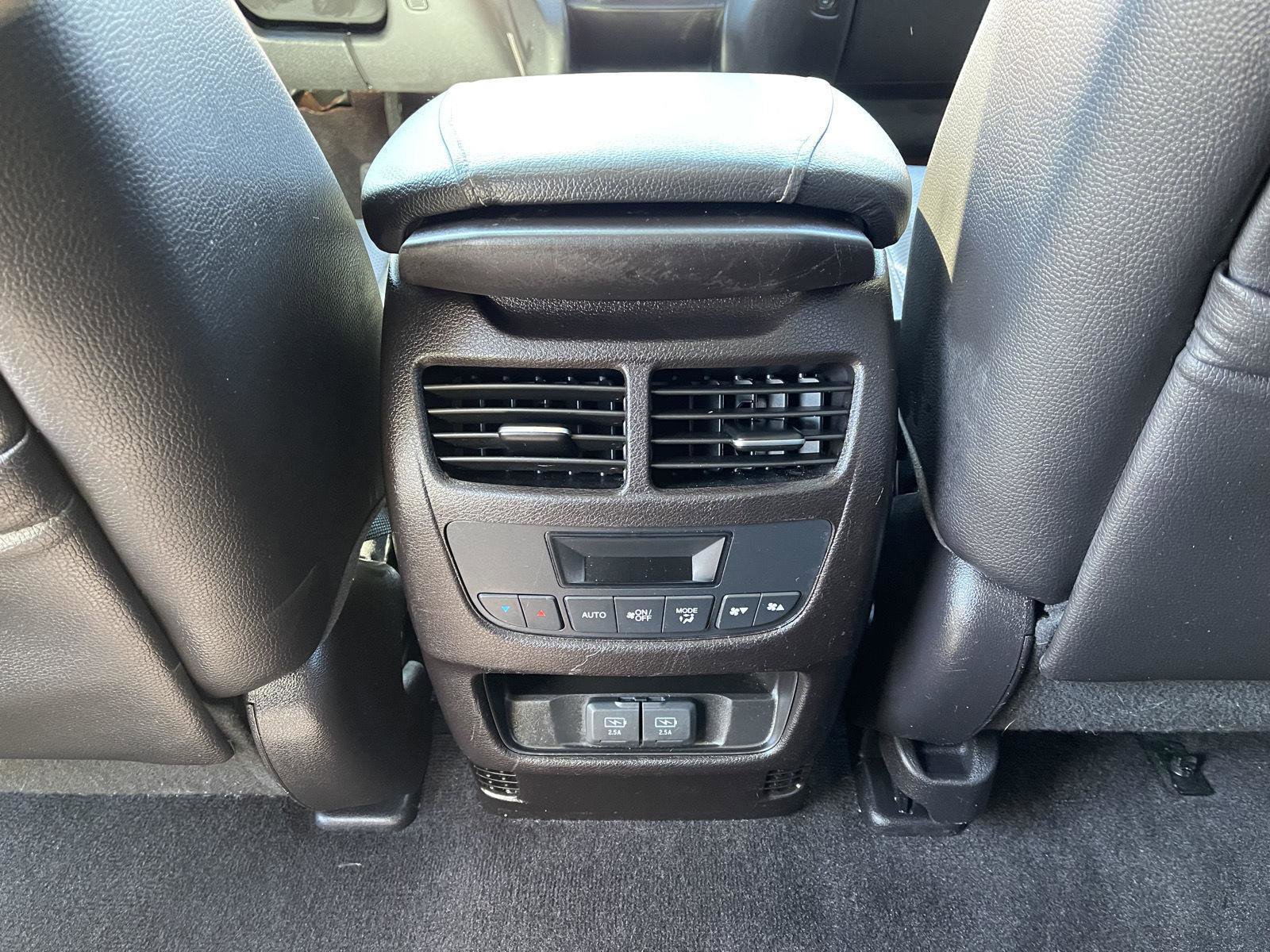 Used 2019 Acura MDX SH-AWD w/ Technology Package image 17