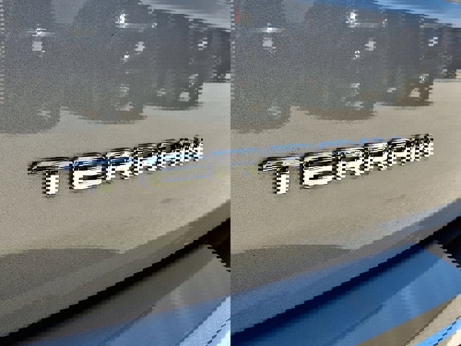 Certified 2023 GMC Terrain SLT w/ Infotainment Package II image 24