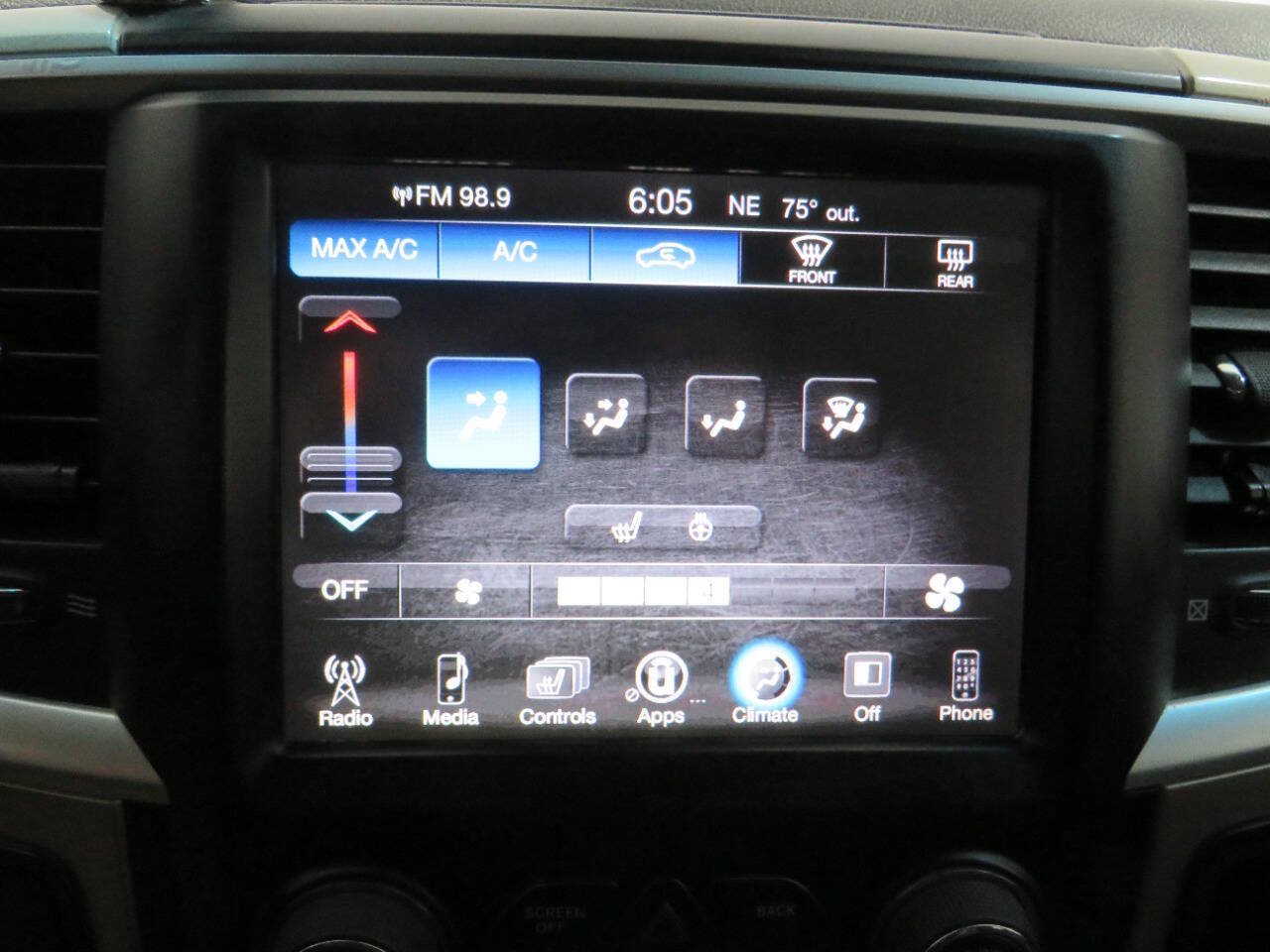 Used 2015 RAM 3500 Big Horn AWD/4WD image 20