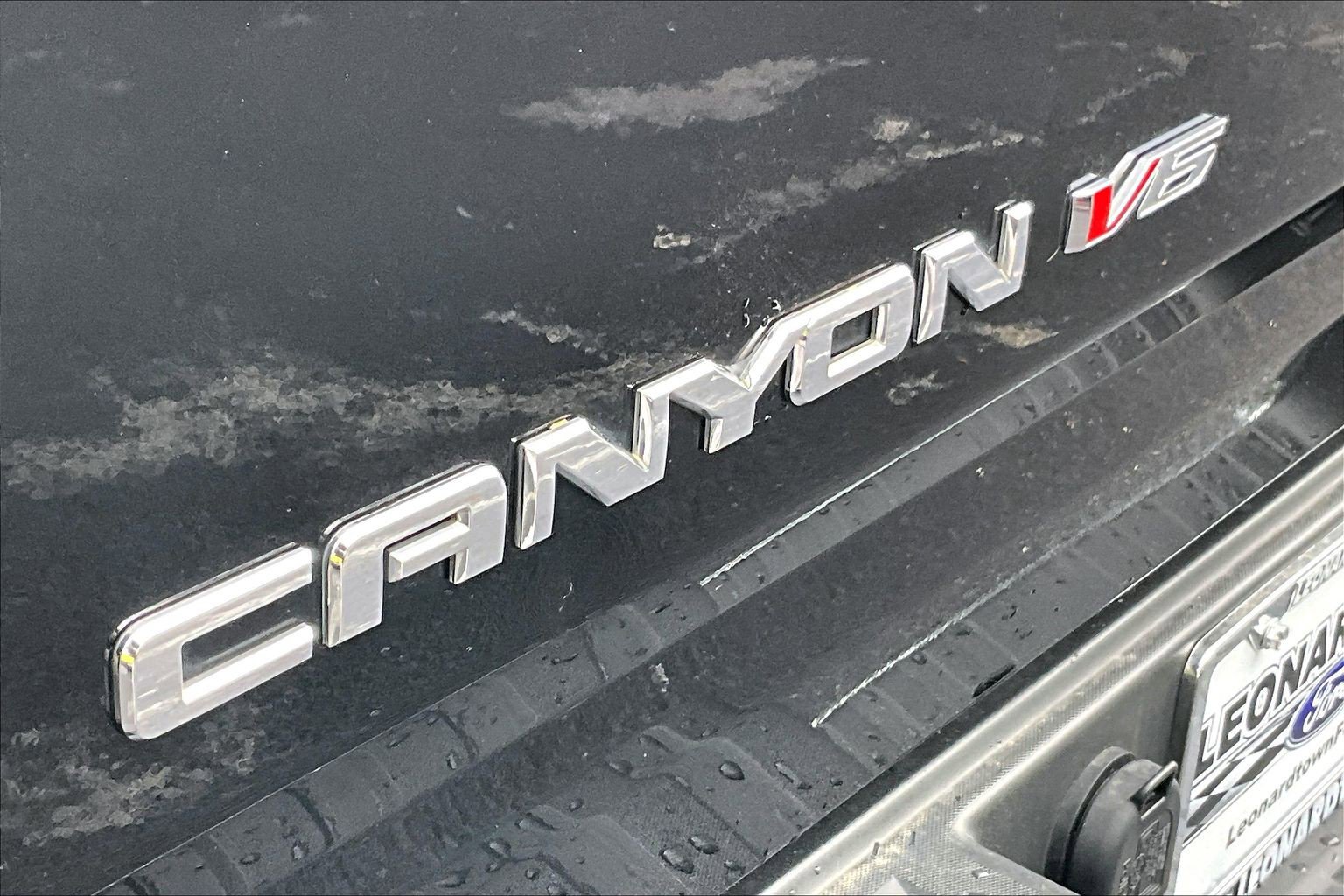 Used 2018 GMC Canyon SLT w/ Driver Alert Package AWD/4WD image 32