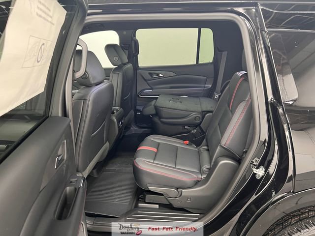 New 2026 Chevrolet Traverse RS w/ LPO, Floor Liner Package image 33