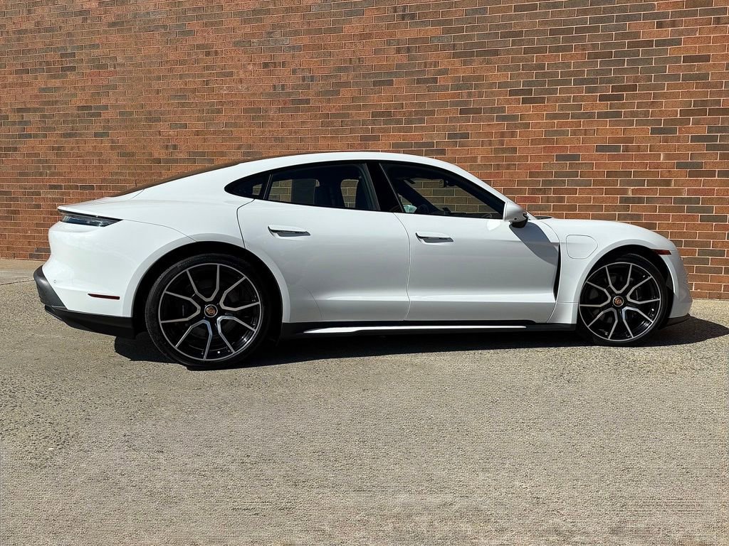 Certified 2024 Porsche Taycan image 7