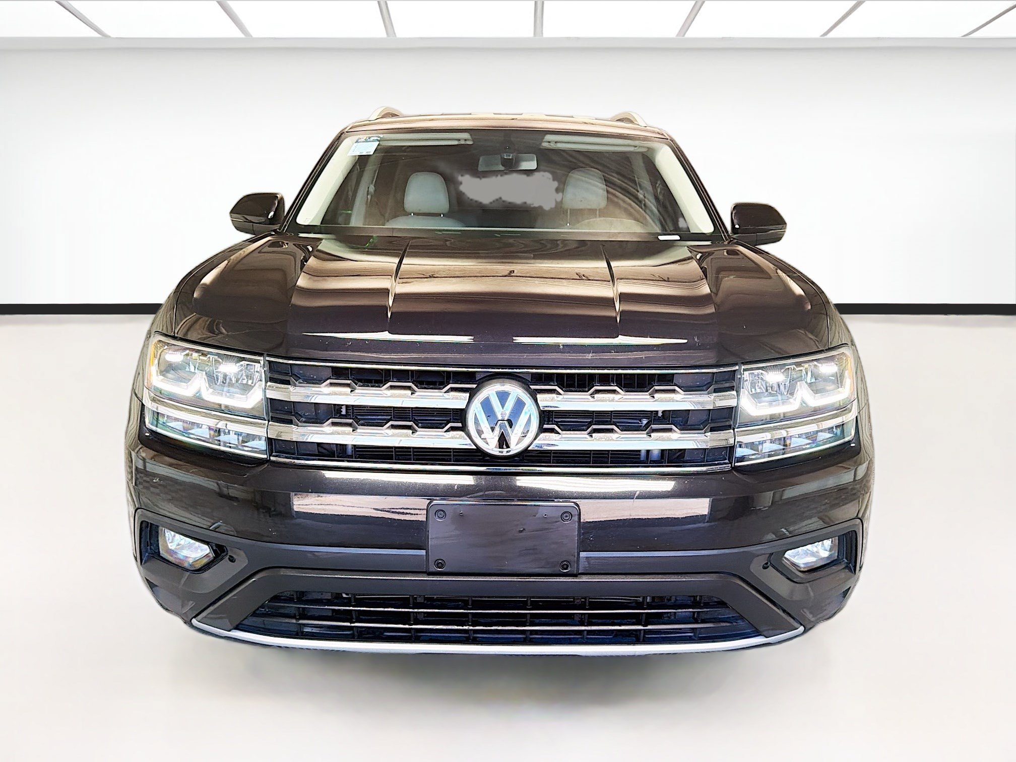 Used 2019 Volkswagen Atlas SE w/ Towing Package FWD image 2