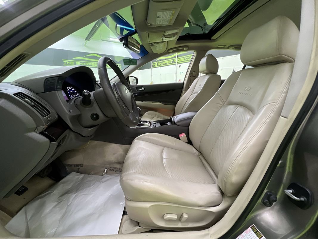 Used 2011 INFINITI G37 Journey w/ Premium Pkg RWD image 17