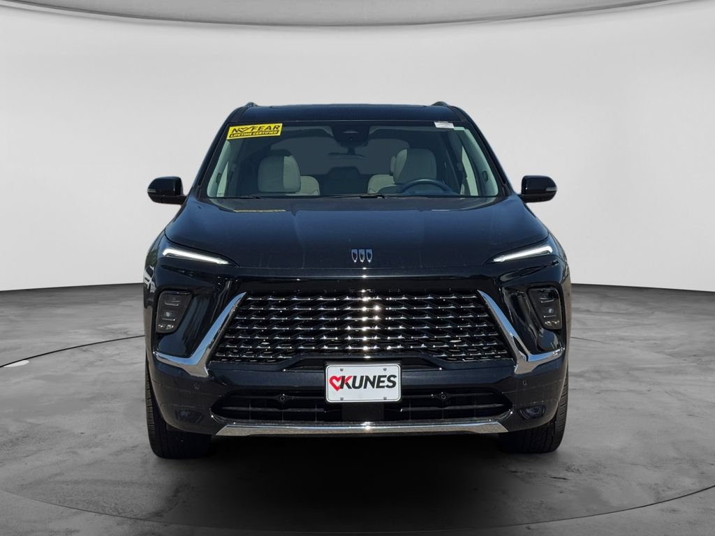 Used 2025 Buick Enclave Avenir w/ Super Cruise Package AWD/4WD image 2