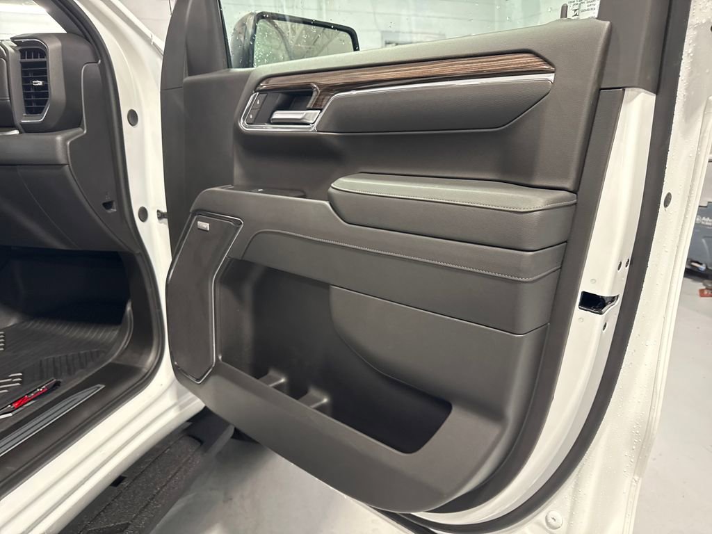 New 2026 Chevrolet Silverado 1500 LT Trail Boss w/ LT Trail Boss Premium Package AWD/4WD image 36