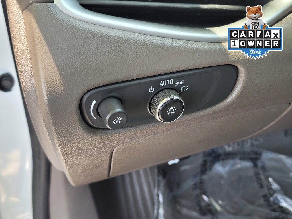 Used 2022 Chevrolet Malibu LT FWD image 17