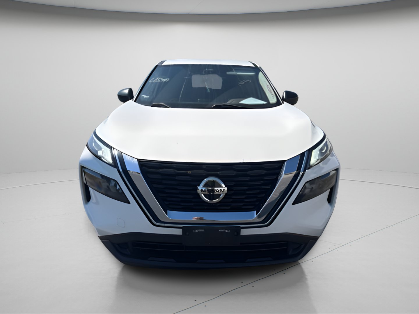 Used 2021 Nissan Rogue S AWD/4WD image 3