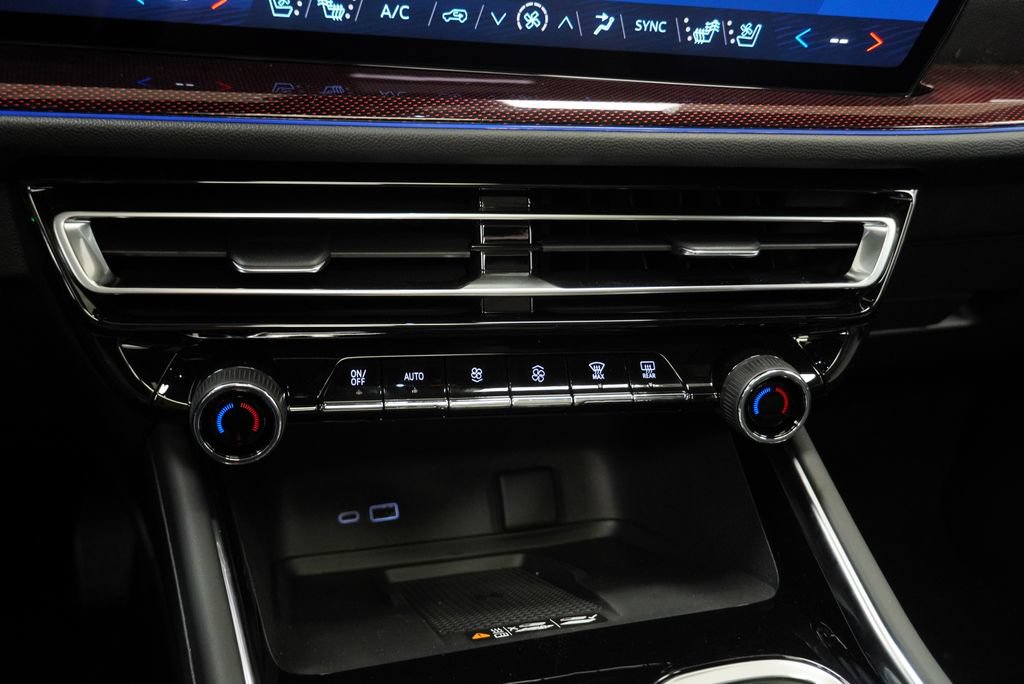New 2027 Chevrolet Traverse RS AWD/4WD image 20