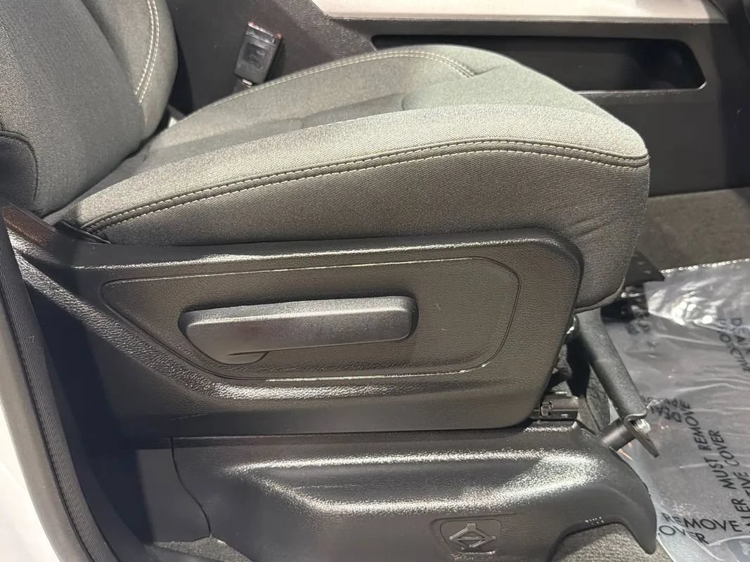 Used 2022 RAM 1500 Big Horn AWD/4WD image 59