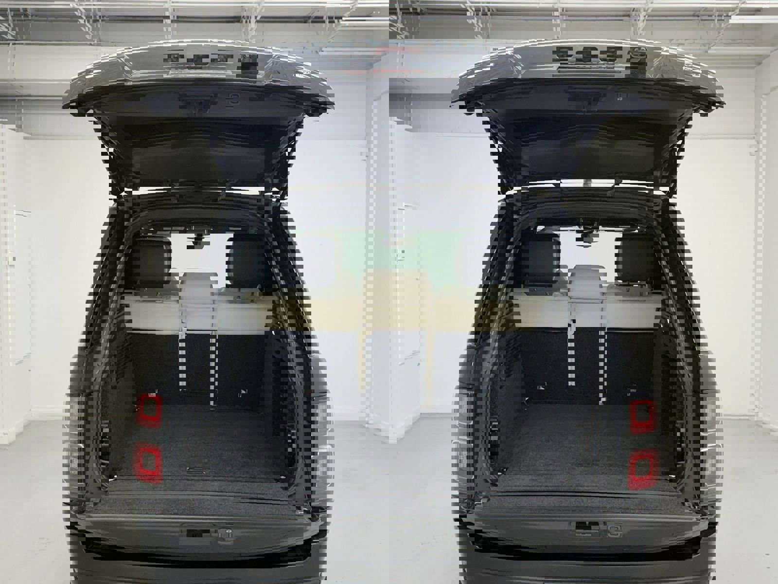 Used 2019 Land Rover Range Rover Supercharged image 40