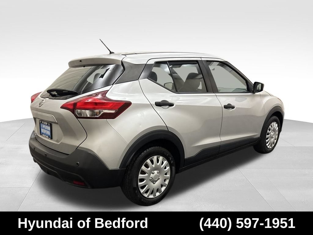 Used 2020 Nissan Kicks S FWD image 5