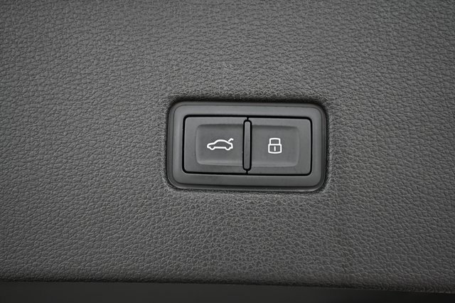 Used 2022 Audi SQ8 Prestige w/ Prestige Package image 20