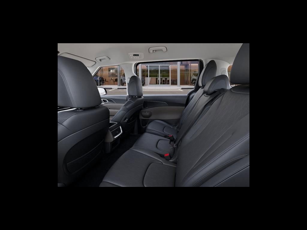 New 2026 Kia Carnival LXS image 18