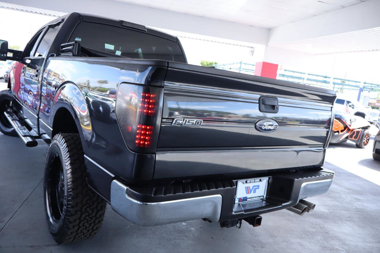 Used 2014 Ford F150 XLT w/ Trailer Tow Package image 9