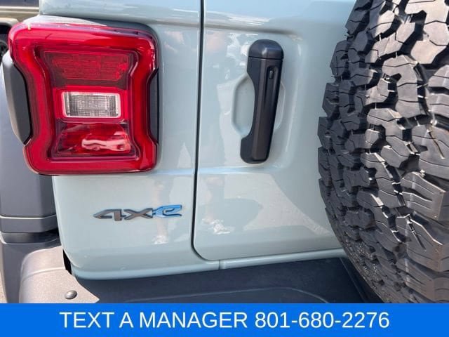 Used 2024 Jeep Wrangler Unlimited Rubicon 4xe w/ Capability Package AWD/4WD image 5