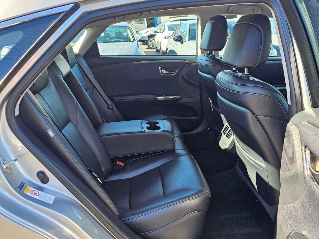 Used 2017 Toyota Avalon XLE w/ Carpet Mat Package FWD image 13