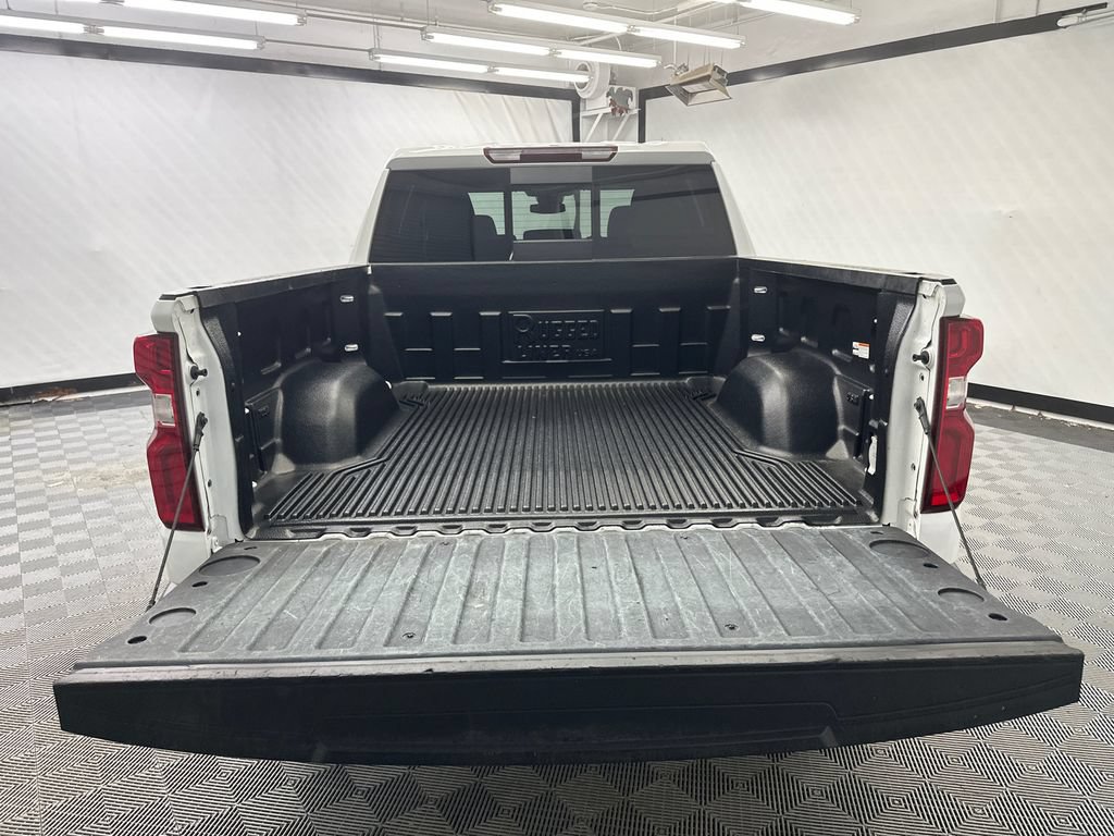 Used 2024 Chevrolet Silverado 1500 LT Trail Boss w/ Convenience Package II AWD/4WD image 19