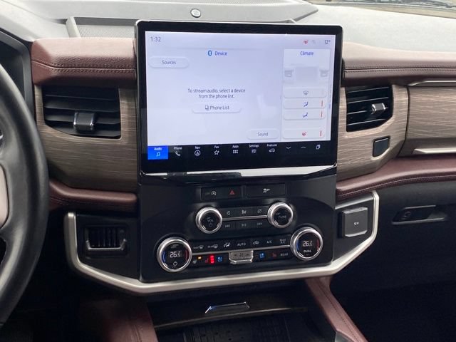 Used 2024 Ford Expedition Limited AWD/4WD image 9