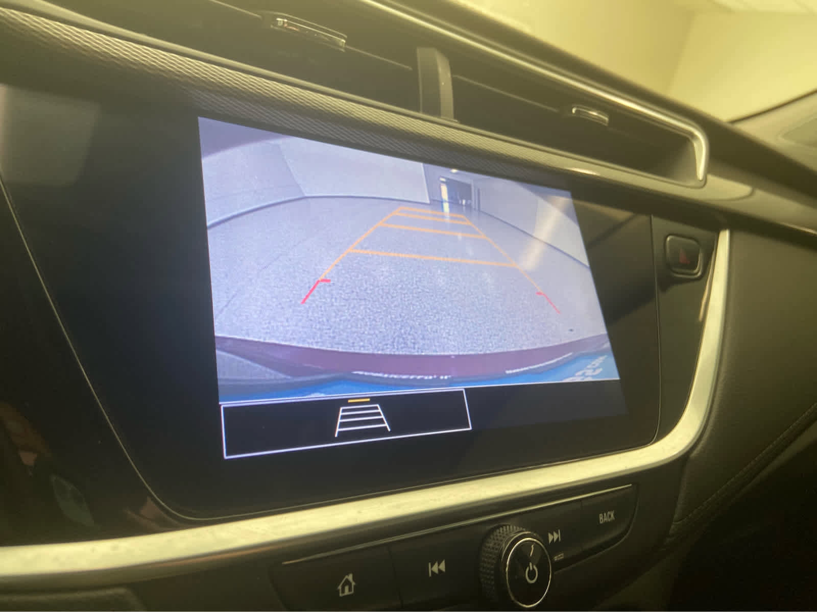 Used 2022 Buick Encore GX Select w/ Sport Touring Package image 27