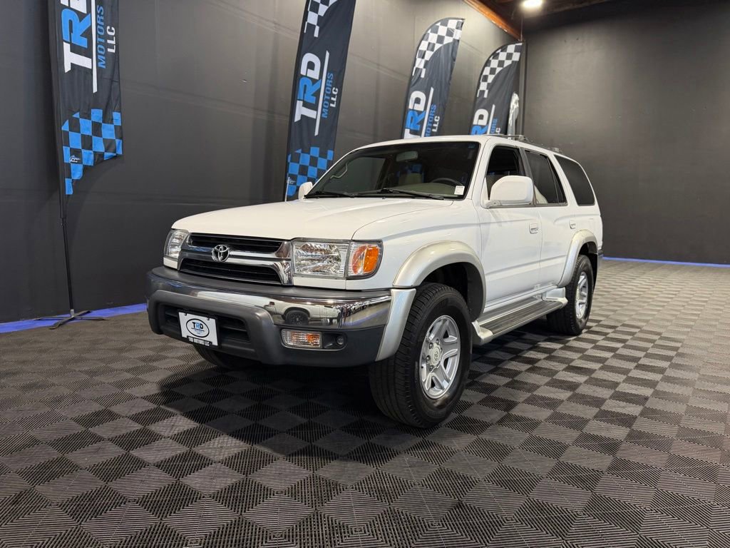 Used 2002 Toyota 4Runner SR5 AWD/4WD image 1