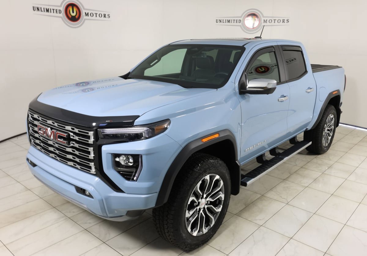 Used 2026 GMC Canyon Denali AWD/4WD image 35
