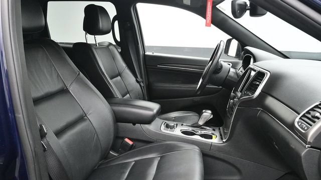 Used 2018 Jeep Grand Cherokee Limited AWD/4WD image 9